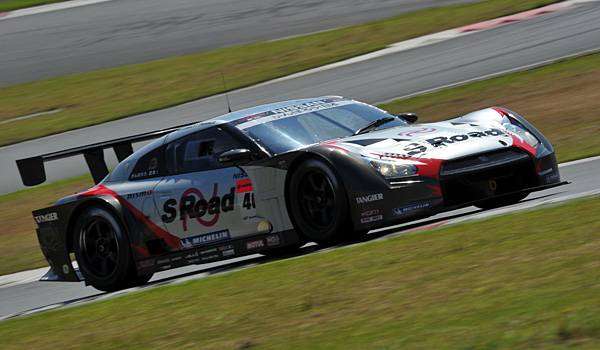 S Road MOLA Nissan GT-R Picture